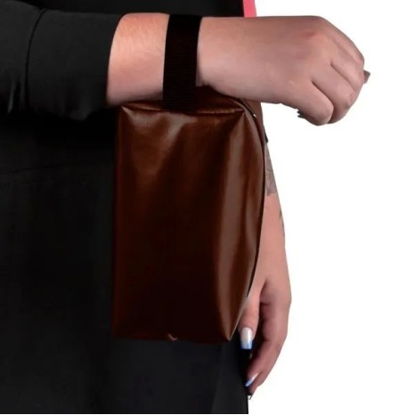 Necessaire com Alça em Material Sintético Marrom Personalizado